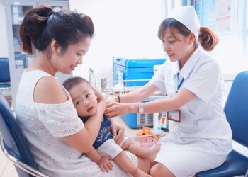 Vắc xin tiêm phòng ho gà, lịch tiêm và báo giá tiêm tại VHN Care