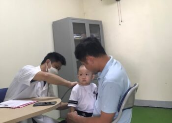 Bệnh bạch hầu ở trẻ nhỏ: nguyên nhân, triệu chứng, biến chứng và cách phòng ngừa