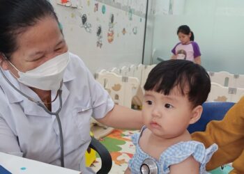 Dịch sốt xuất huyết: Nguyên nhân, triệu chứng, biến chứng và chẩn đoán