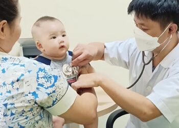 Bệnh viêm màng não là gì? Nguyên nhân và dấu hiệu cảnh báo nguy hiểm